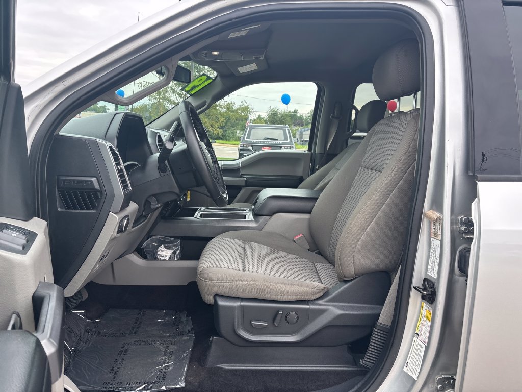Used 2019 Ford F150 XLT w/ Equipment Group 302A Luxury AWD/4WD image 11