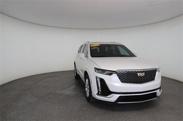 Used 2023 Cadillac XT6 Luxury image 30