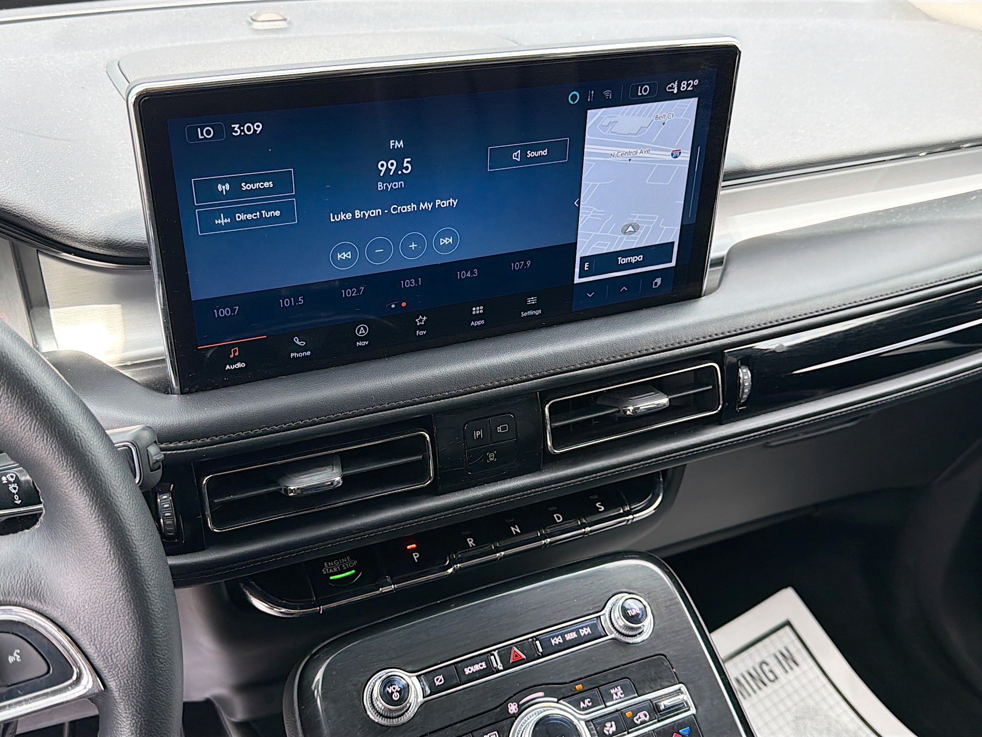 Used 2022 Lincoln Nautilus FWD w/ Premium Package image 27