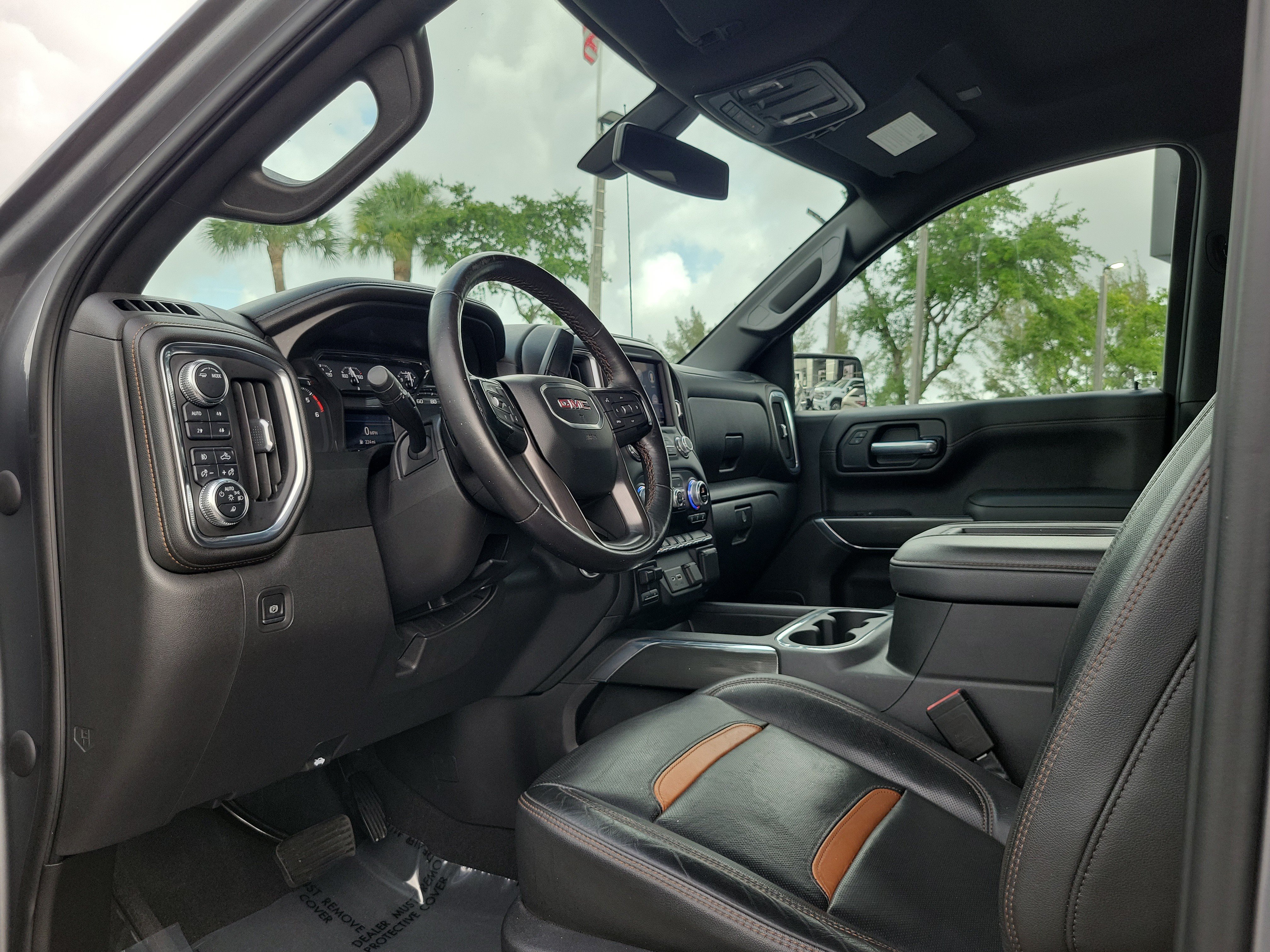 Used 2021 GMC Sierra 1500 AT4 AWD/4WD image 14