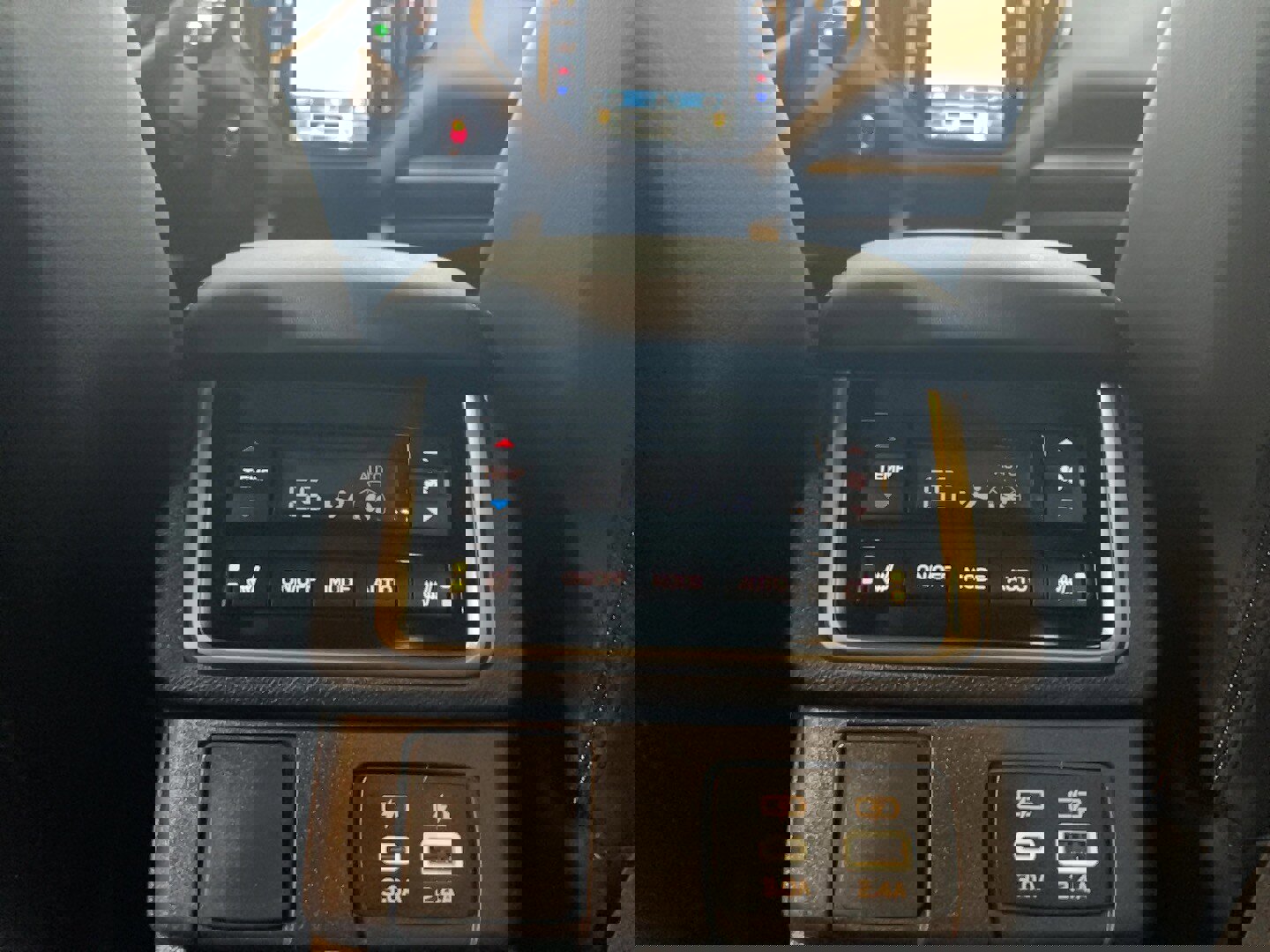 Used 2025 Subaru Ascent Bronze Edition image 8