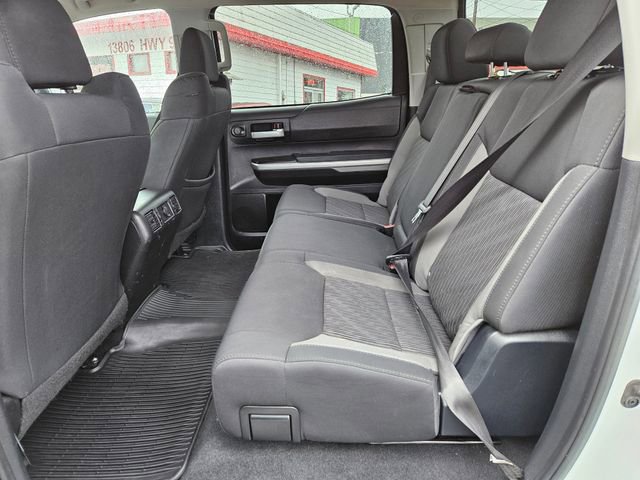 Used 2017 Toyota Tundra SR5 w/ SR5 Upgrade Package image 14