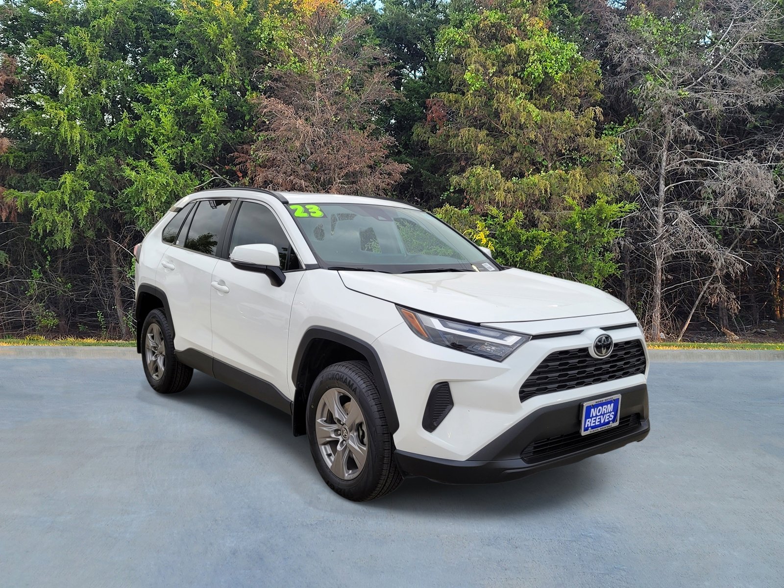 Used 2023 Toyota RAV4 XLE w/ Convenience Package image 16