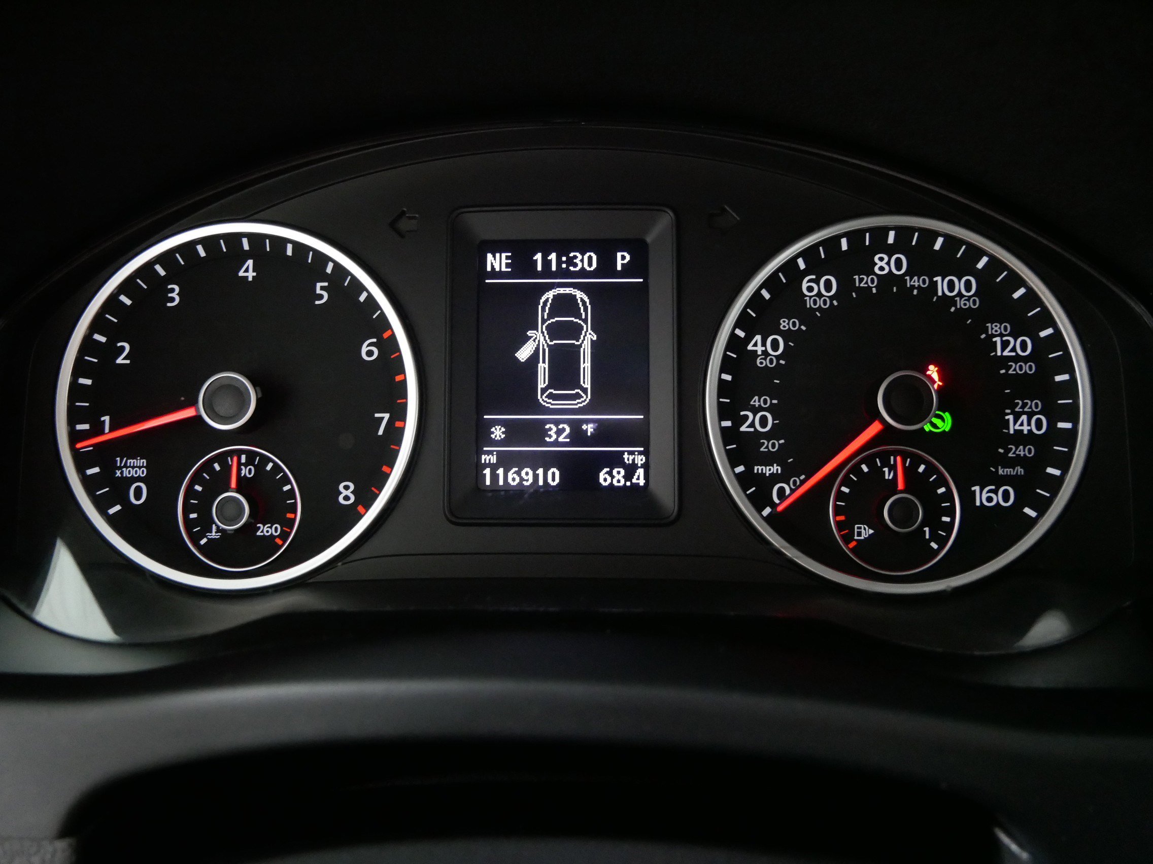 Used 2014 Volkswagen Tiguan SEL AWD/4WD image 21