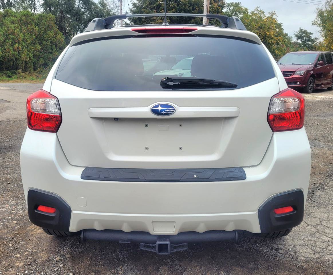 Used 2017 Subaru Crosstrek 2.0i Premium AWD/4WD image 7
