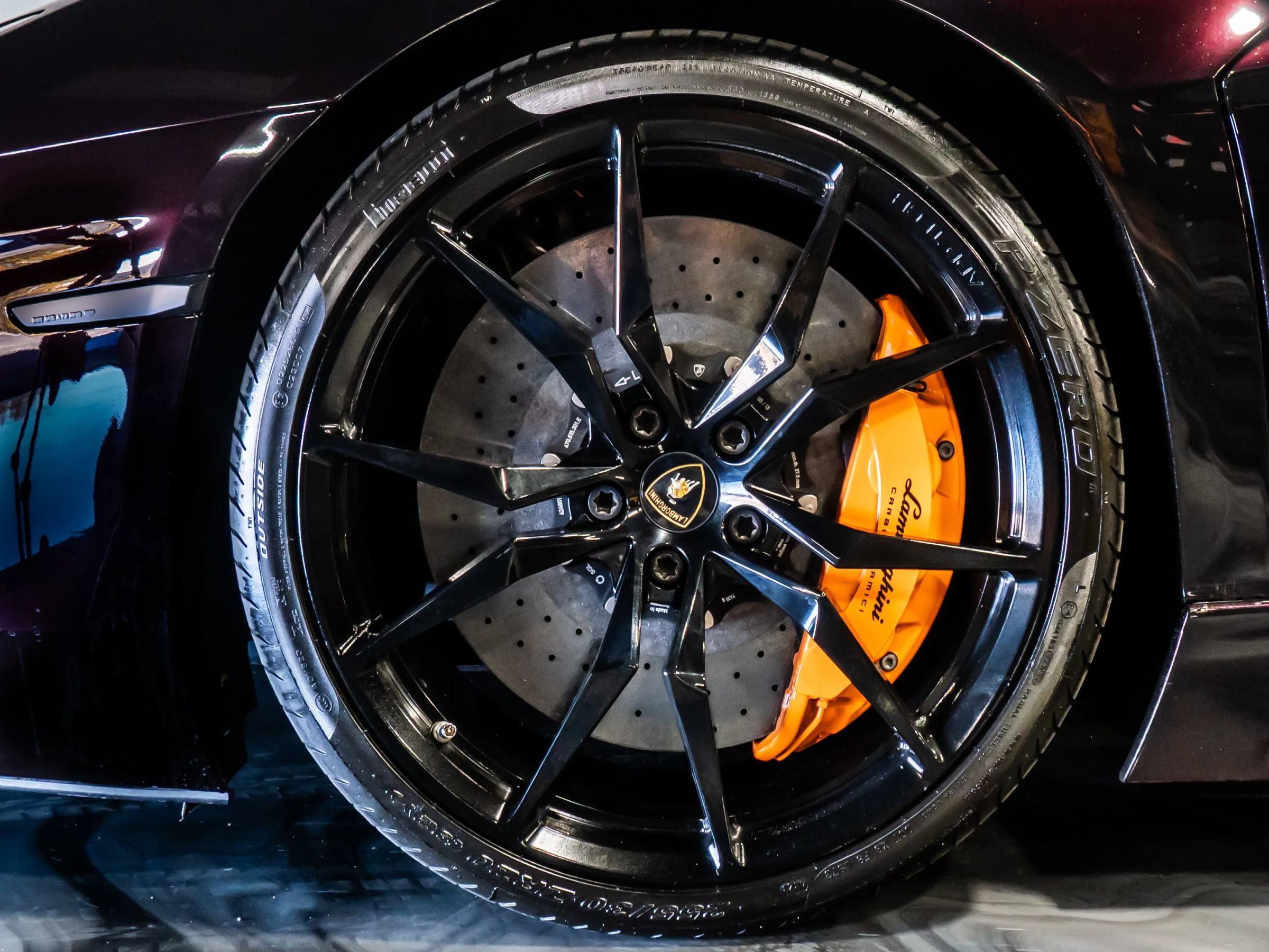 Used 2013 Lamborghini Aventador LP 700-4 image 14