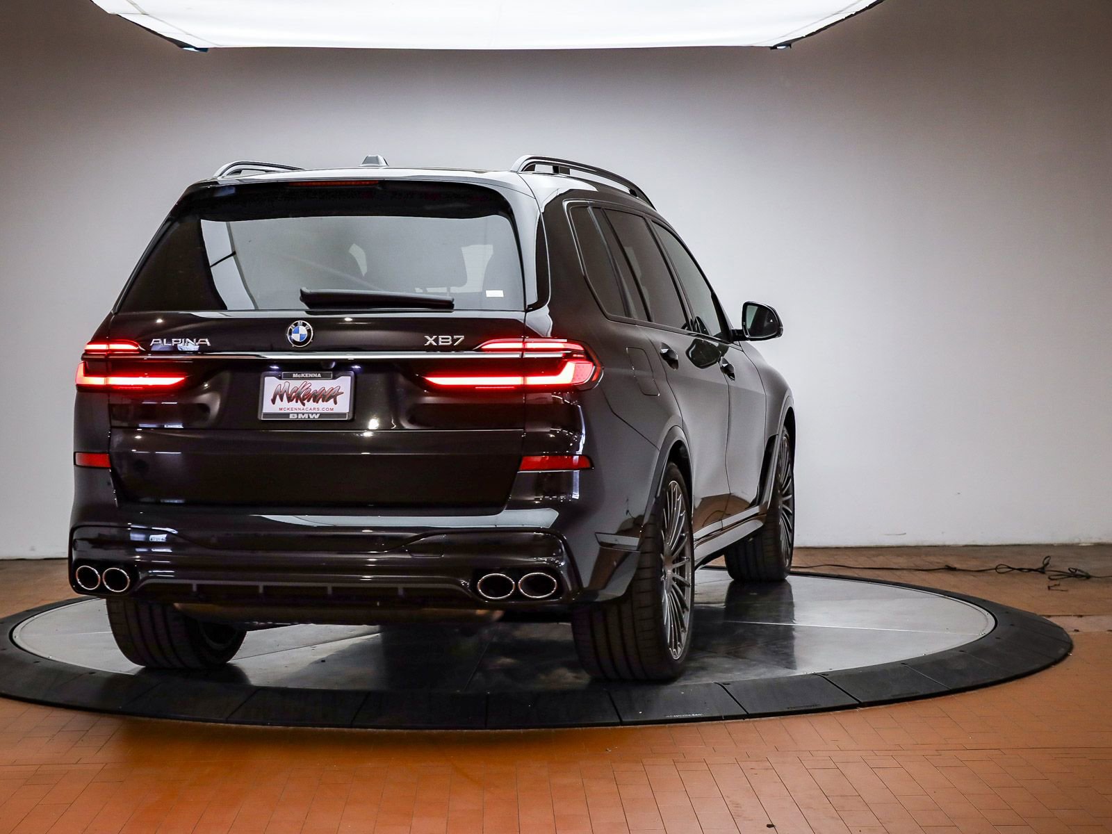 New 2026 BMW ALPINA XB7 image 5