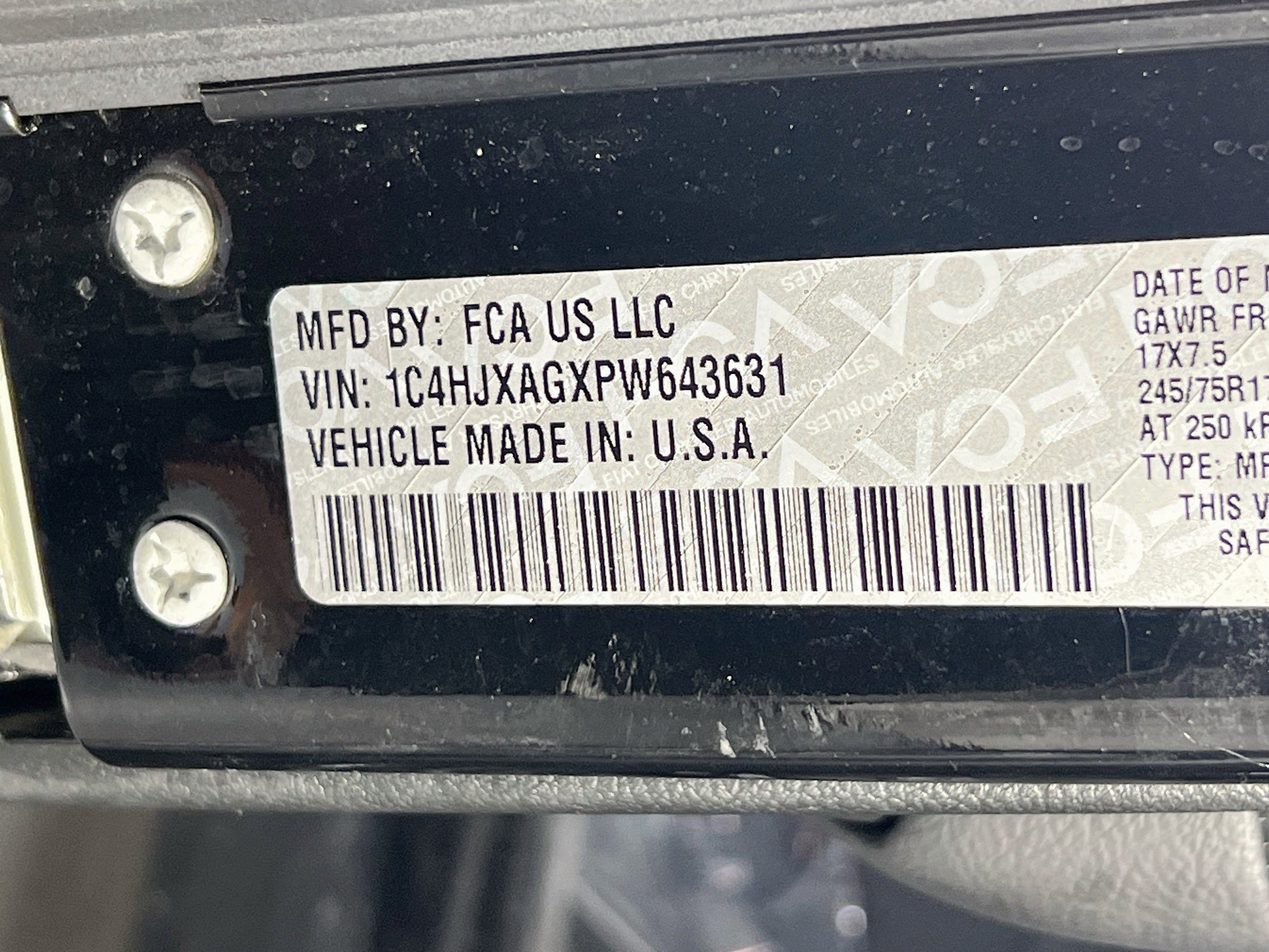 Used 2023 Jeep Wrangler Sport AWD/4WD image 31