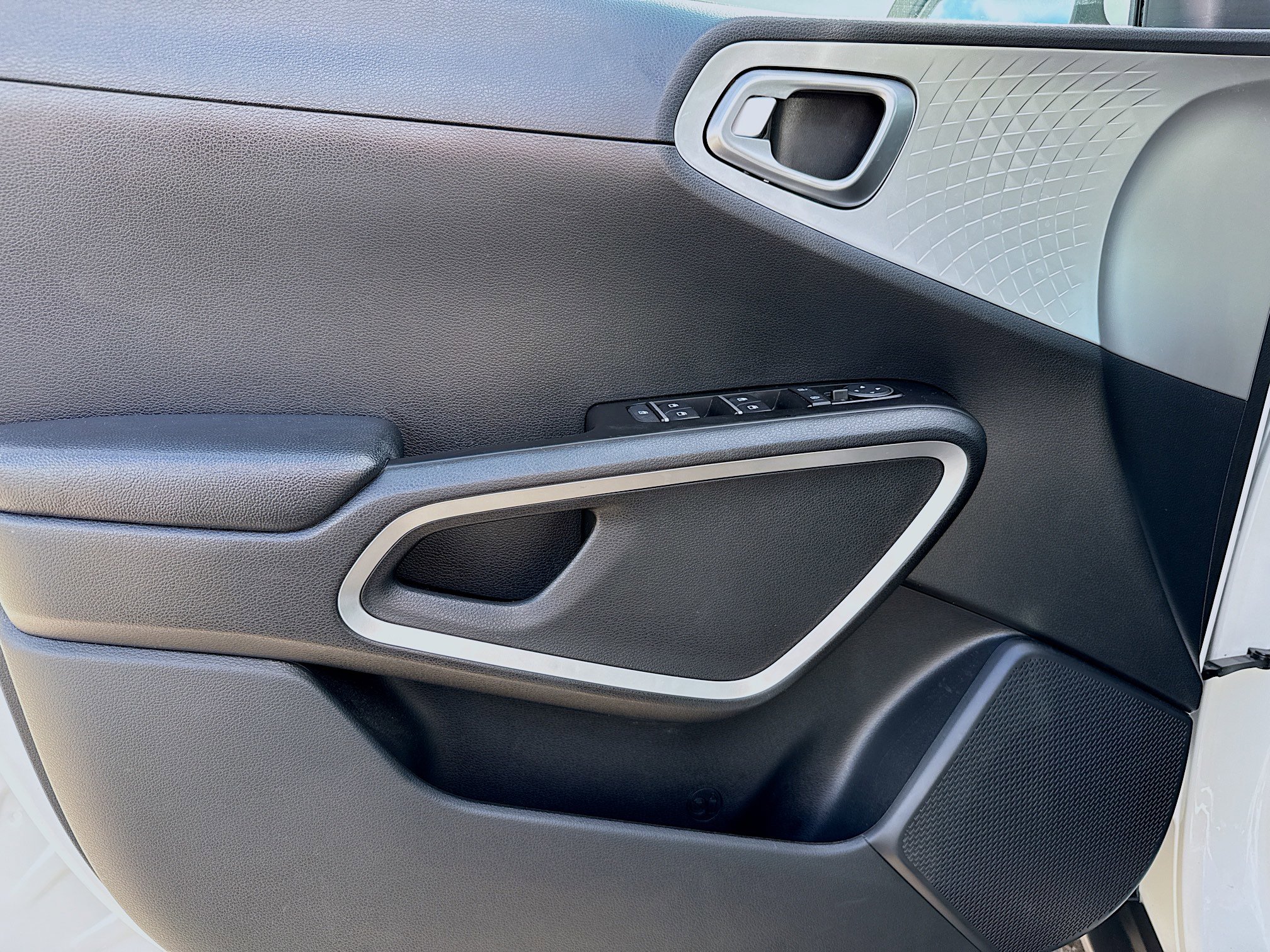 Used 2022 Kia Soul LX image 20