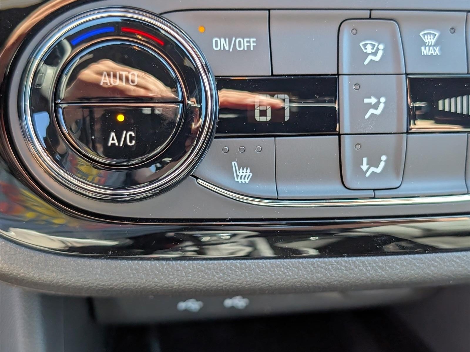 New 2026 Buick Envista Sport Touring w/ Convenience I Package FWD image 23