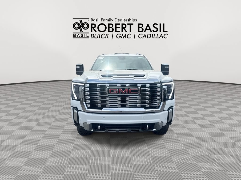 New 2026 GMC Sierra 3500 Denali w/ Denali Reserve Package AWD/4WD image 3