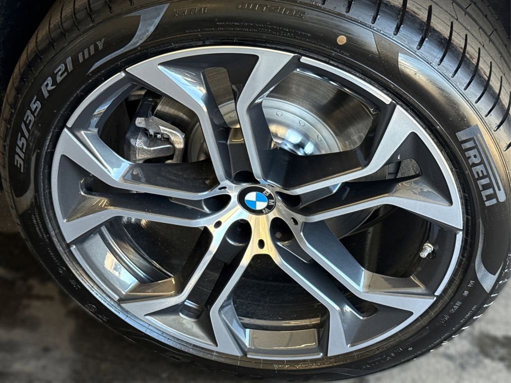 New 2026 BMW X5 xDrive50e w/ Executive Package image 14