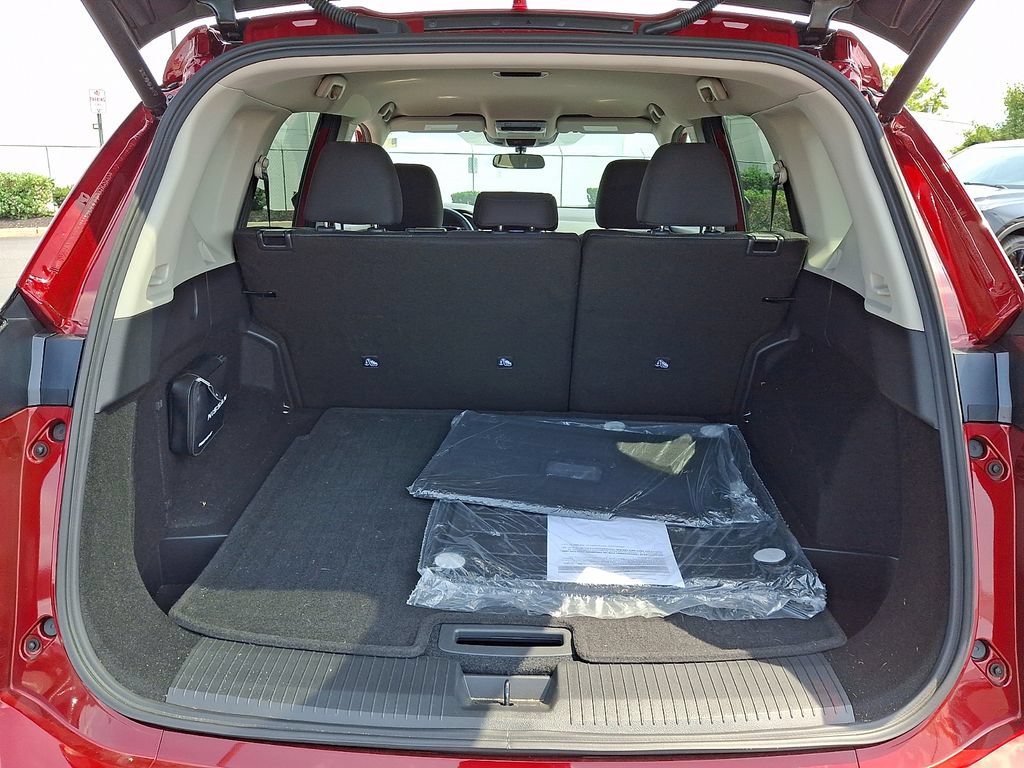 Used 2026 Nissan Rogue SV AWD/4WD image 31