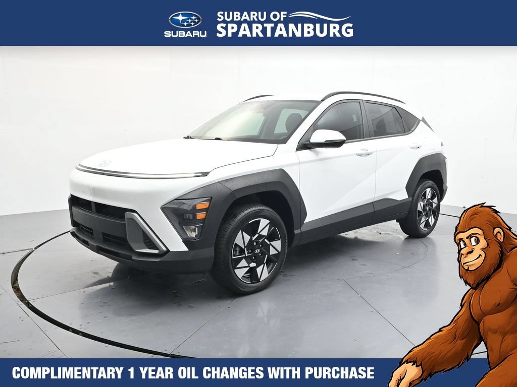 Used 2024 Hyundai Kona SEL w/ Convenience Package AWD/4WD image 3