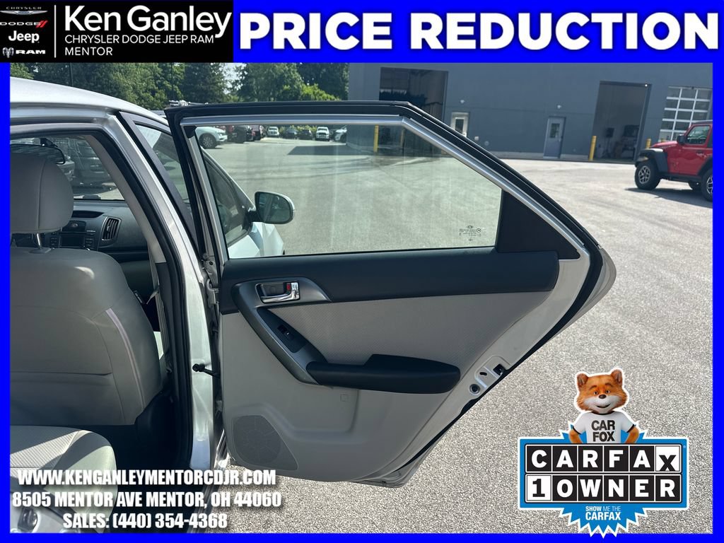 Used 2013 Kia Forte EX FWD image 23