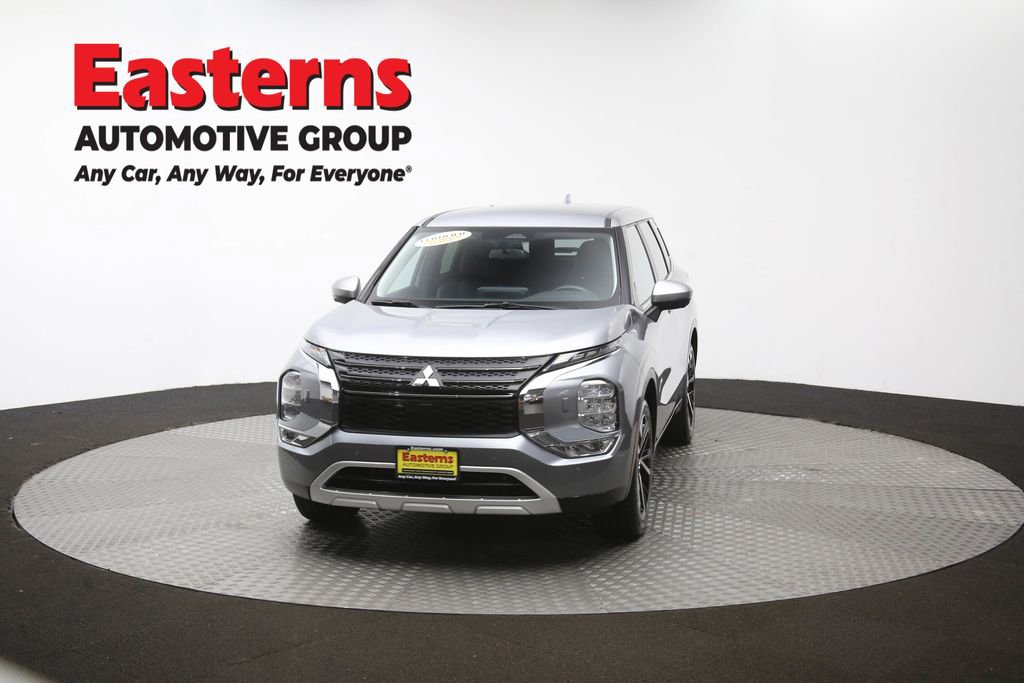 Used 2024 Mitsubishi Outlander SE image 53