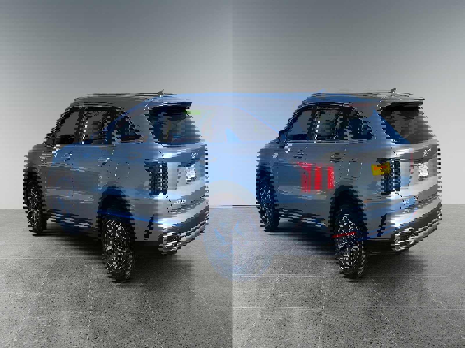 Used 2023 Kia Sorento EX w/ Panoramic Sunroof Package image 3