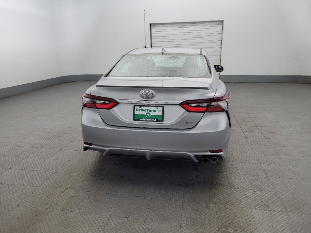 Used 2022 Toyota Camry SE image 7