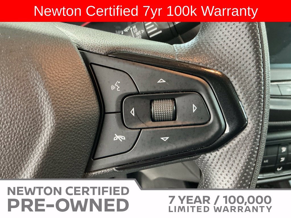 Used 2023 Chevrolet TrailBlazer LT FWD image 34