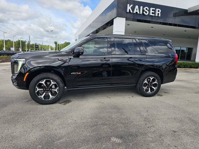 Used 2025 GMC Yukon AT4 w/ AT4 Premium Package image 2