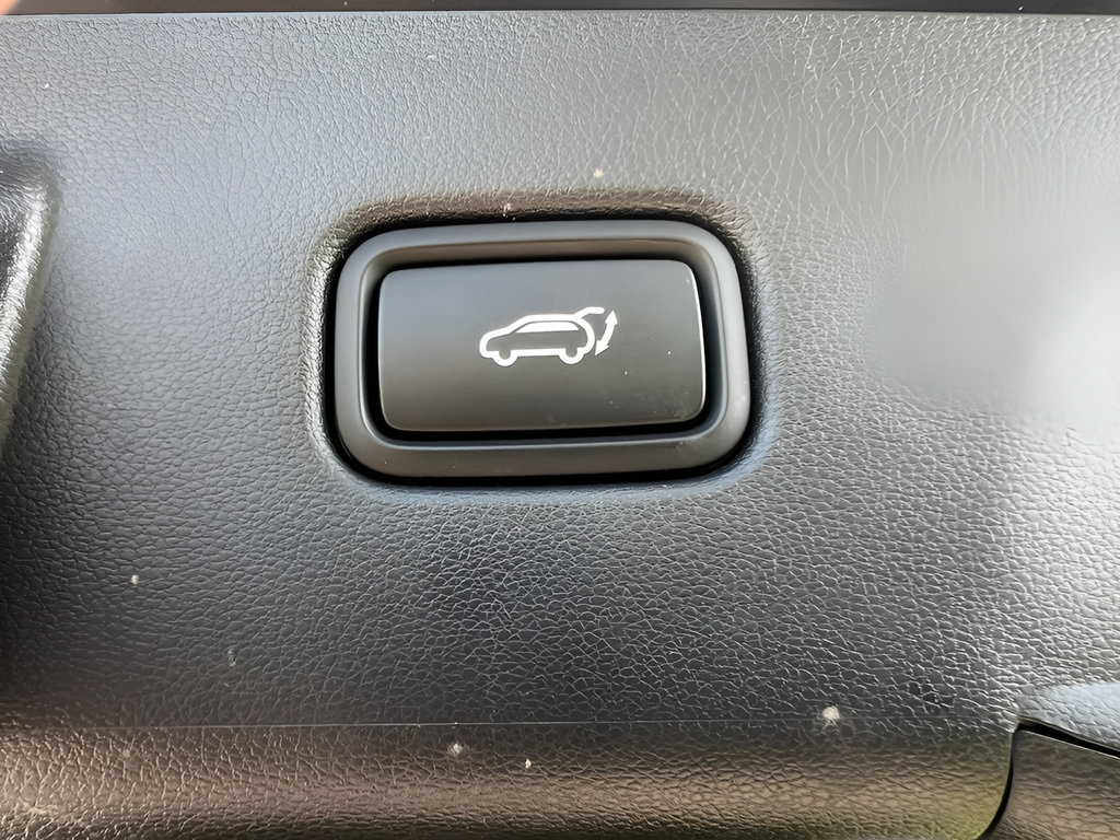 Used 2025 Hyundai Tucson Blue AWD/4WD image 12