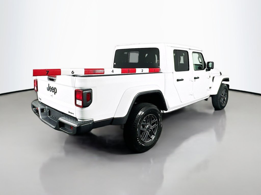 New 2025 Jeep Gladiator Sport AWD/4WD image 7