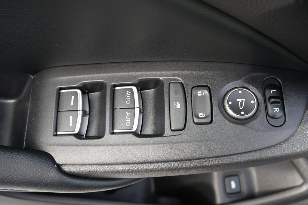 Used 2018 Honda Accord Sport image 30