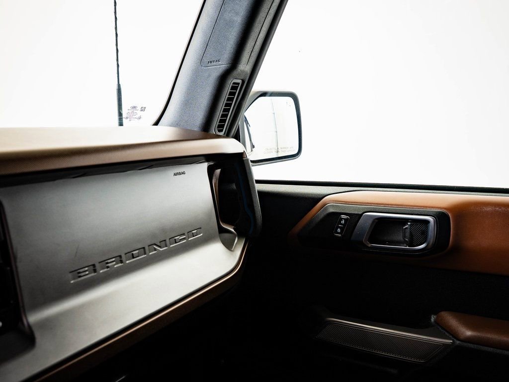Used 2022 Ford Bronco Outer Banks image 30