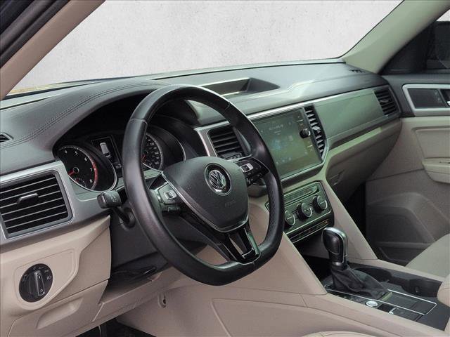 Used 2019 Volkswagen Atlas SE w/ Towing Package image 10