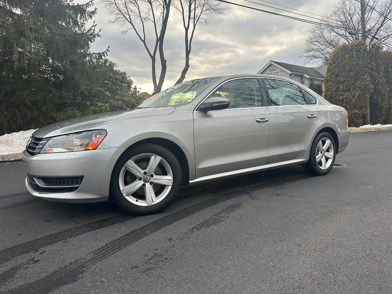 Used 2012 Volkswagen Passat 2.5 SE FWD image 4