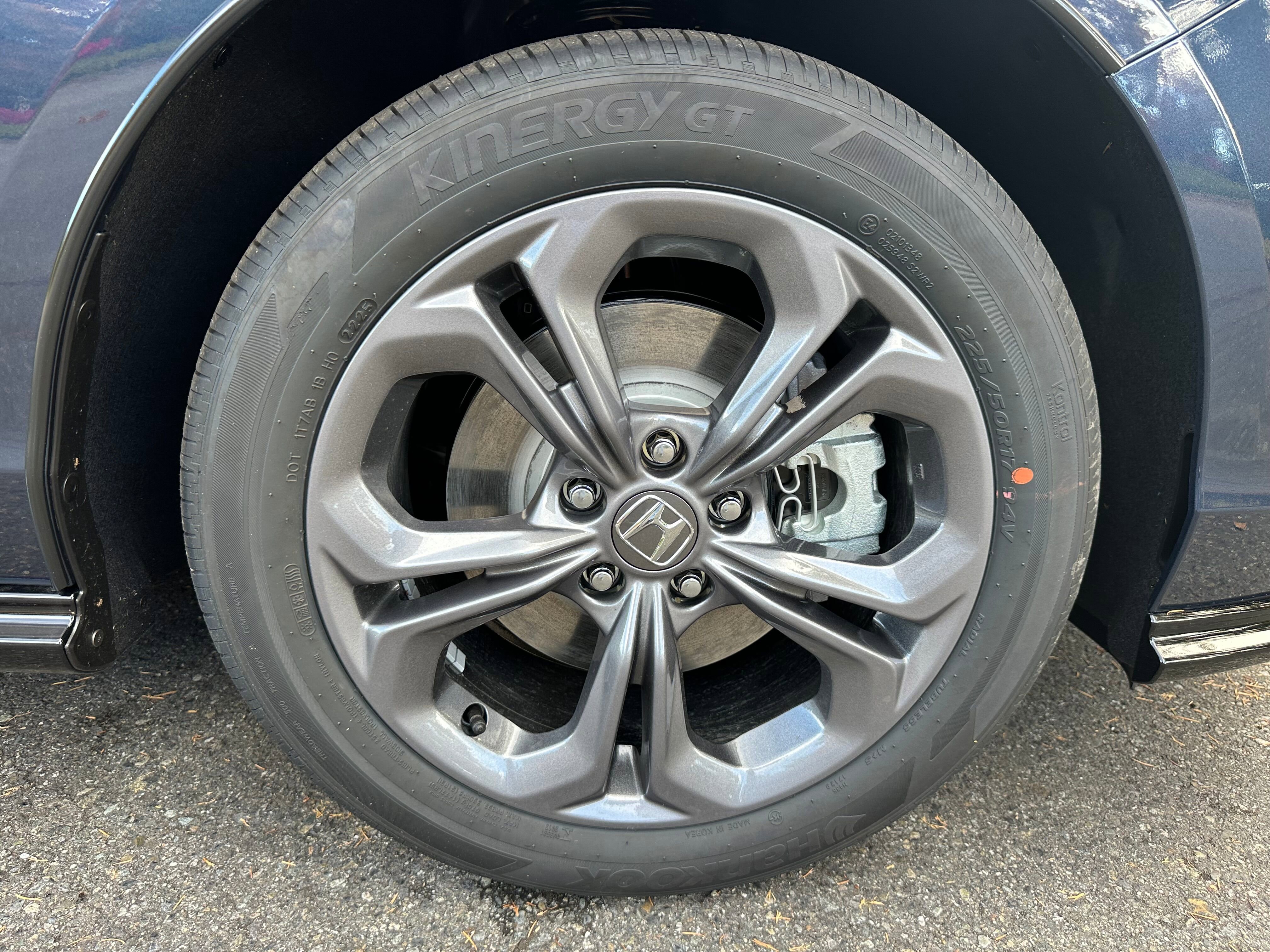 New 2025 Honda Accord EX-L image 9