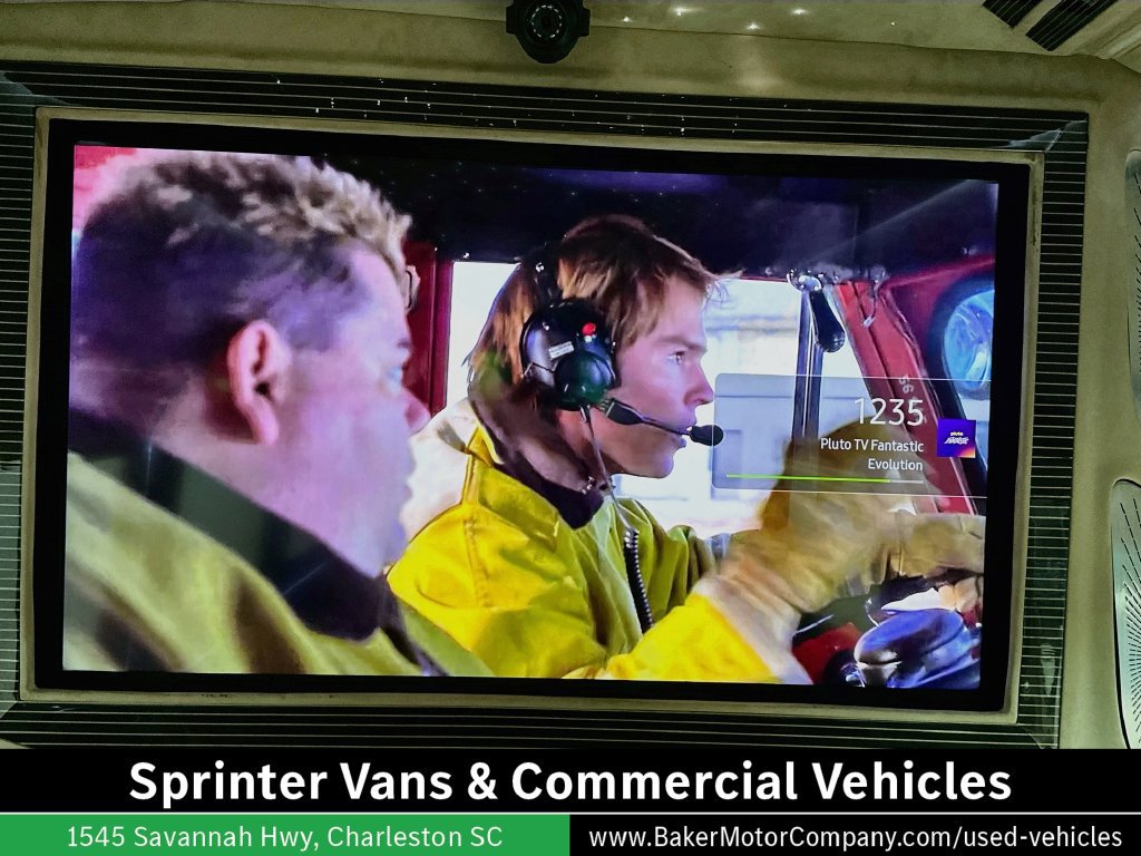 Used 2021 Mercedes-Benz Sprinter 2500 image 7