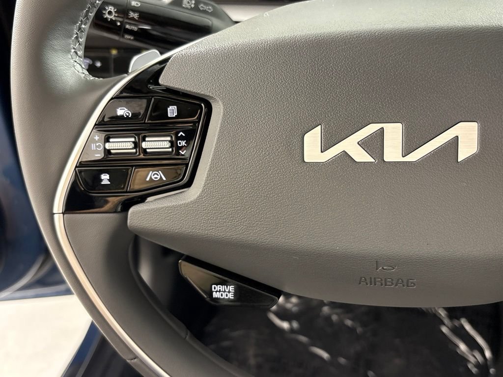 New 2026 Kia Niro EX FWD image 29