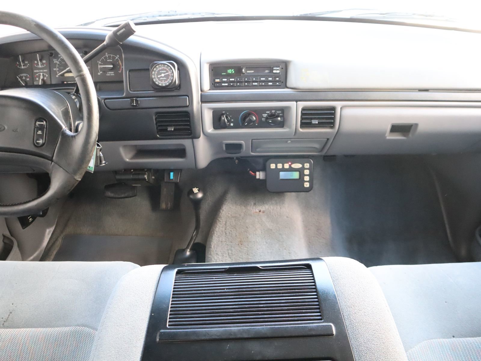 Used 1997 Ford F250 XLT HD image 37