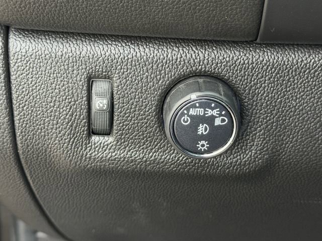 Used 2015 GMC Canyon SLT image 21