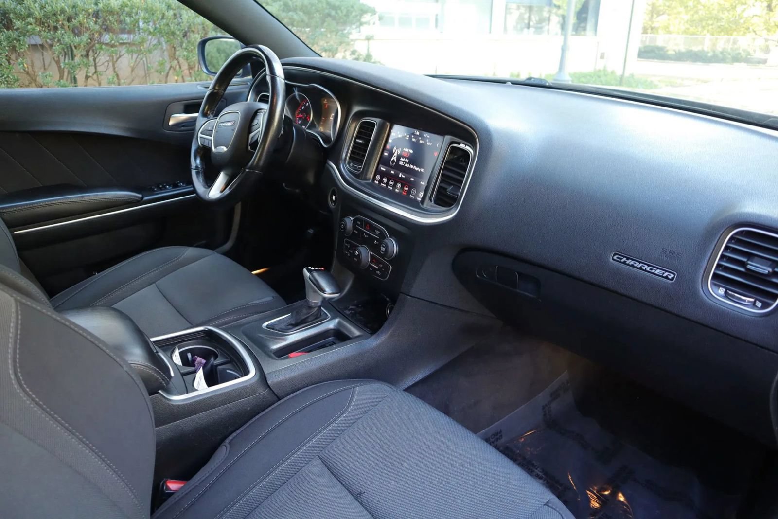 Used 2018 Dodge Charger R/T RWD image 32