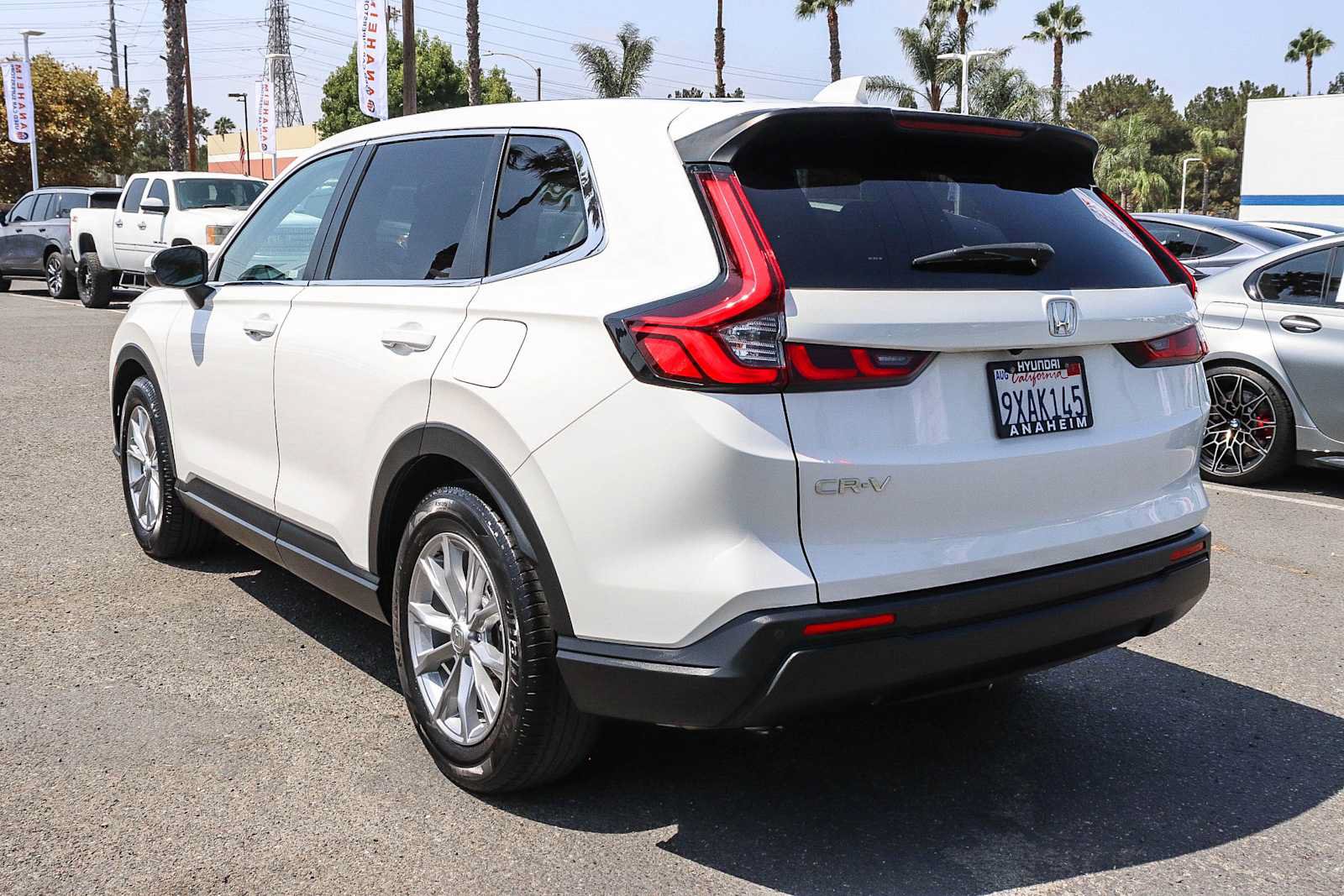 Used 2023 Honda CR-V EX-L image 9
