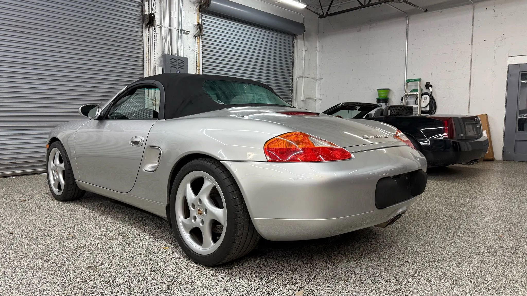 Used 2002 Porsche Boxster S RWD image 11