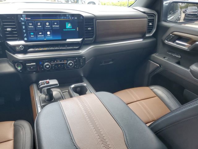 Certified 2023 Chevrolet Silverado 1500 High Country w/ Technology Package image 13