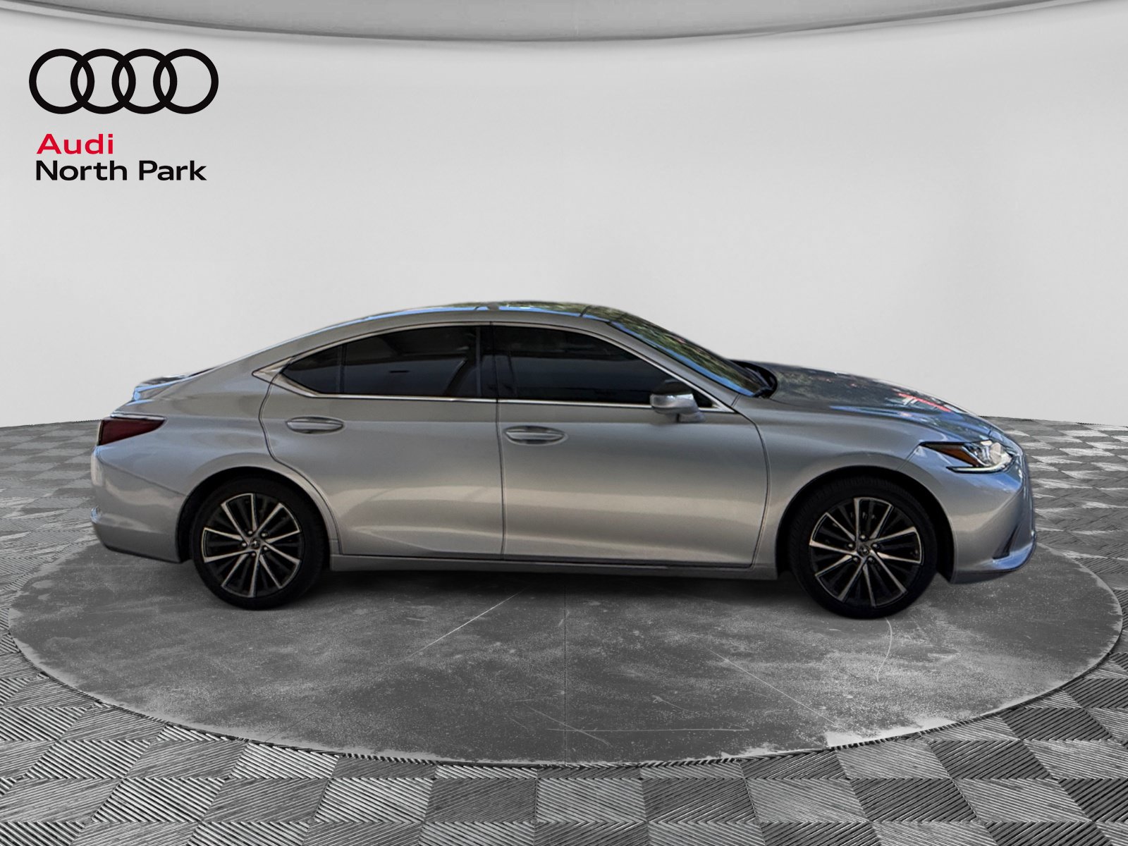 Used 2022 Lexus ES 350 w/ Premium Package FWD image 6