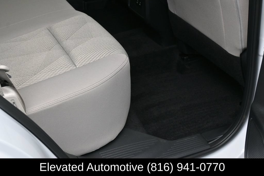 Used 2024 Nissan Rogue SV AWD/4WD image 10