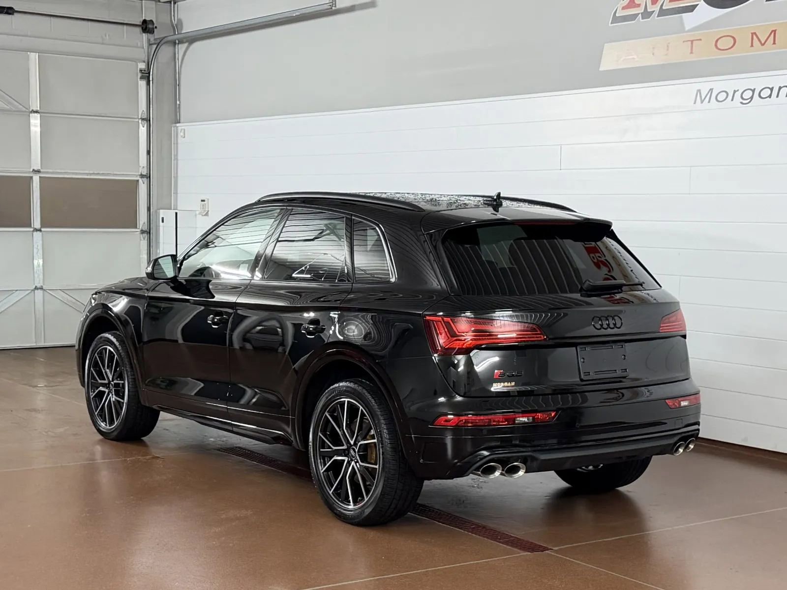 Used 2023 Audi SQ5 Premium Plus w/ Premium Plus Package AWD/4WD image 5