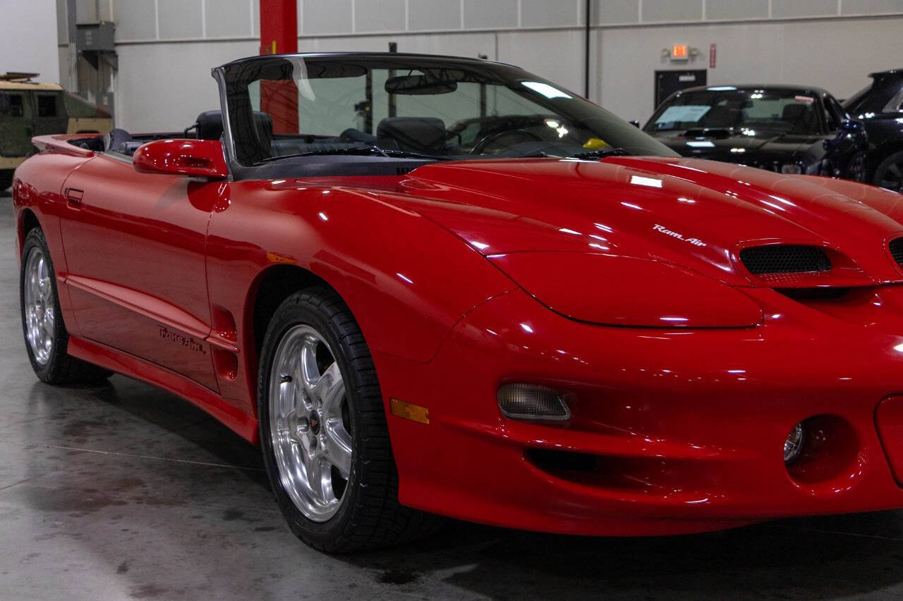 Used 2001 Pontiac Firebird Trans Am RWD image 31