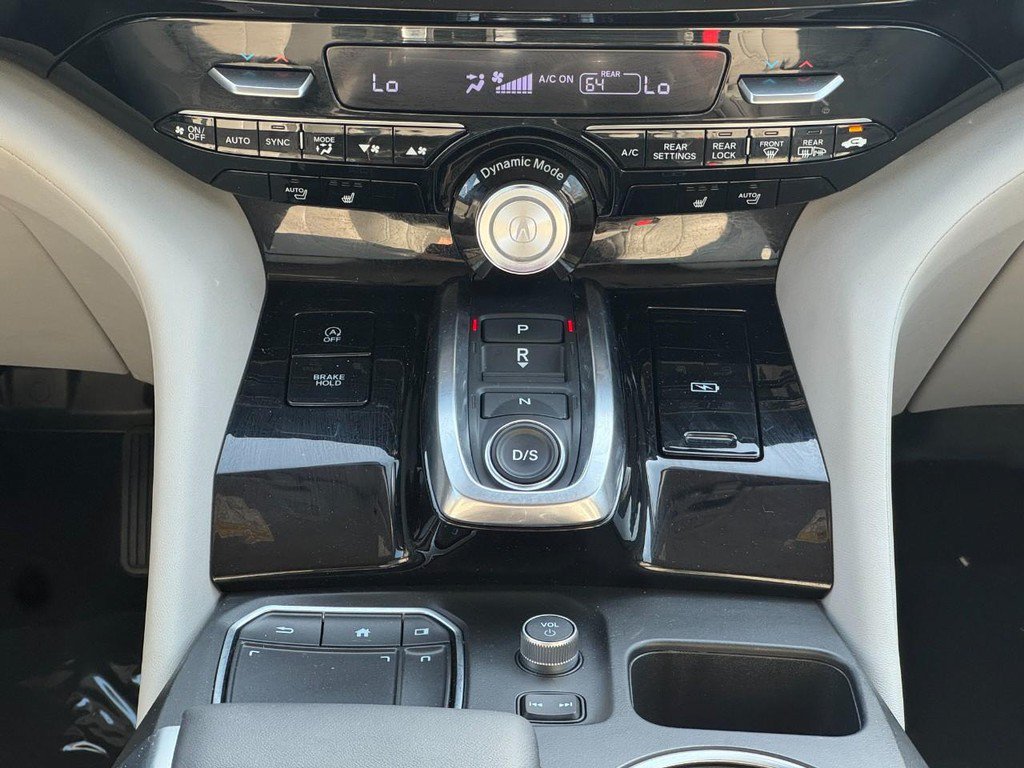 Certified 2024 Acura MDX w/ Technology Package AWD/4WD image 19