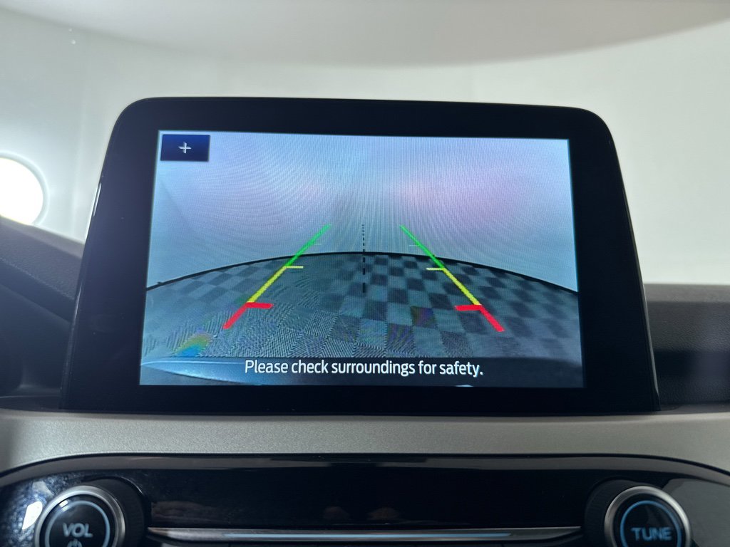 Certified 2022 Ford Escape SE w/ Cold Weather Package image 17