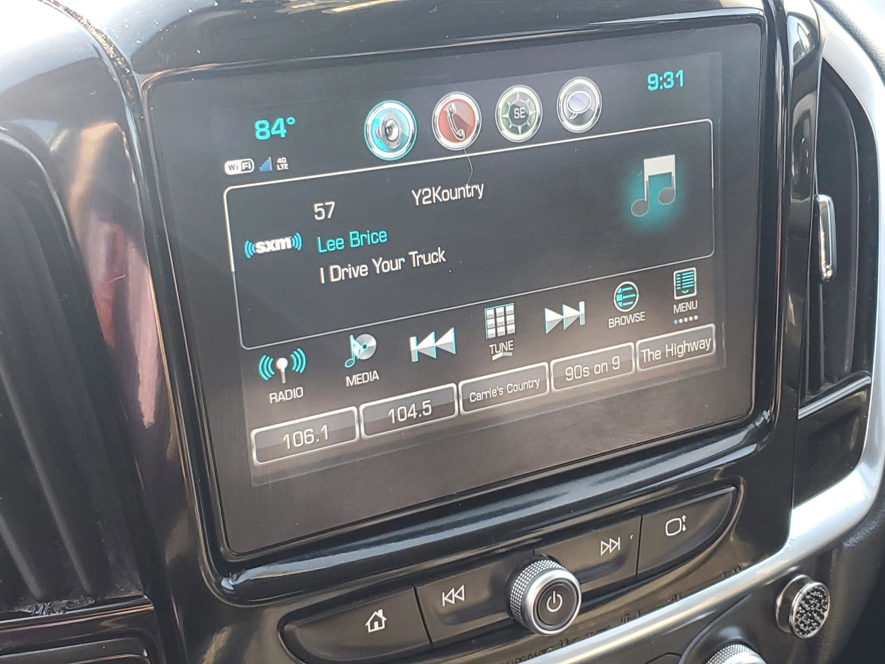 Used 2018 Chevrolet Traverse LT FWD image 25
