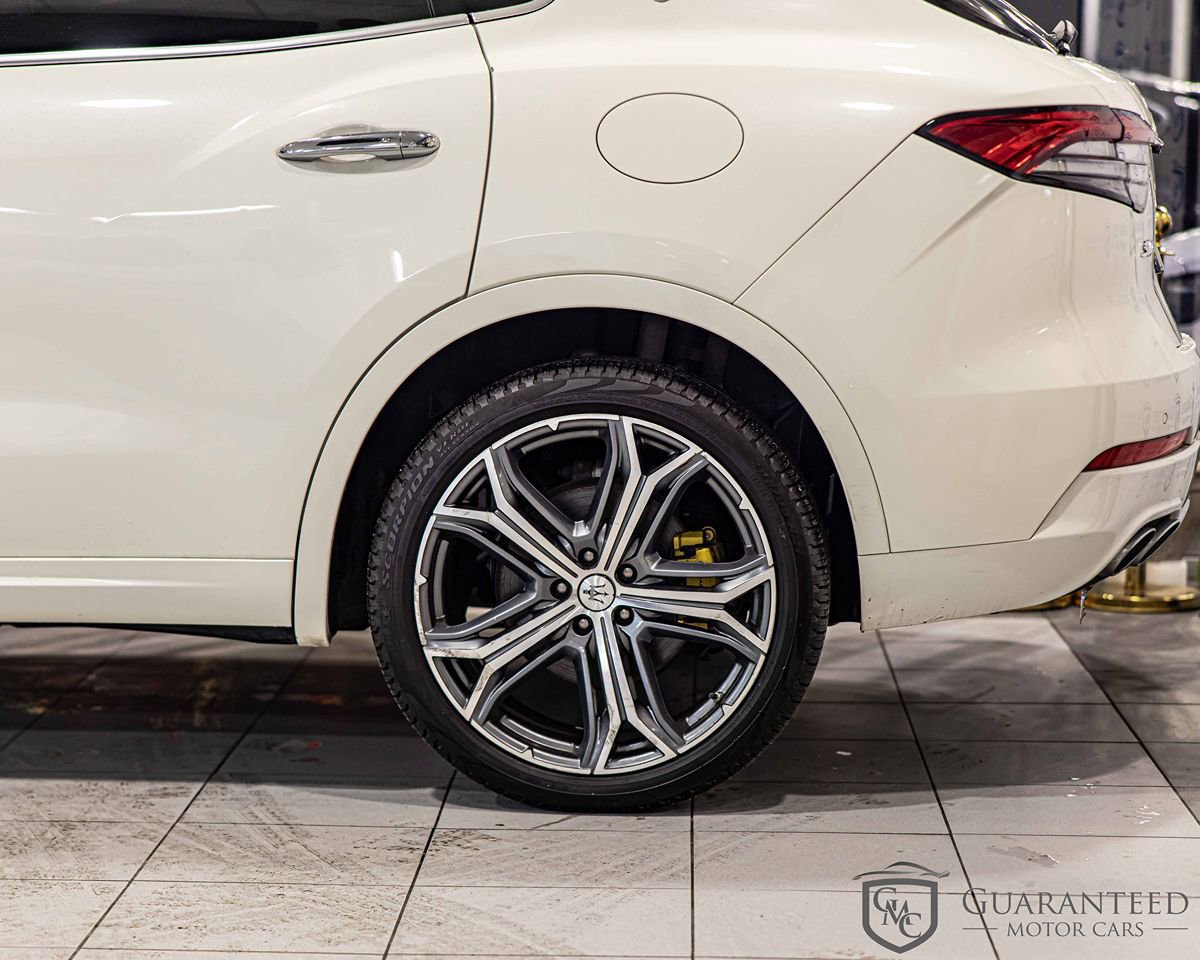 Used 2021 Maserati Levante S GranLusso AWD/4WD image 8