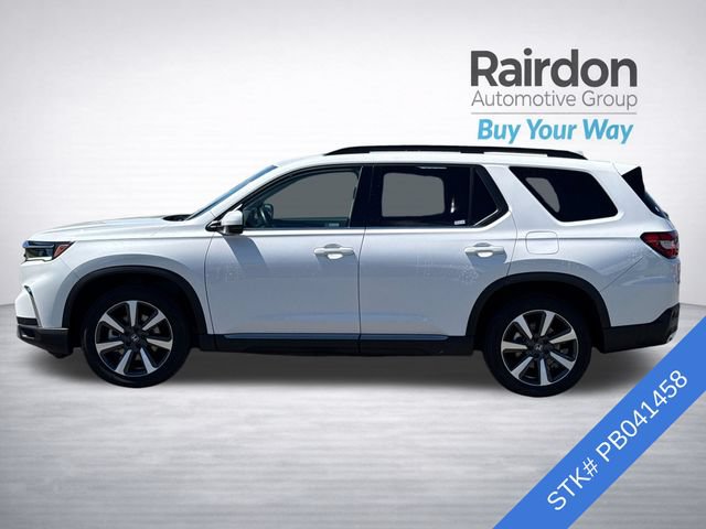 Used 2023 Honda Pilot Touring image 4