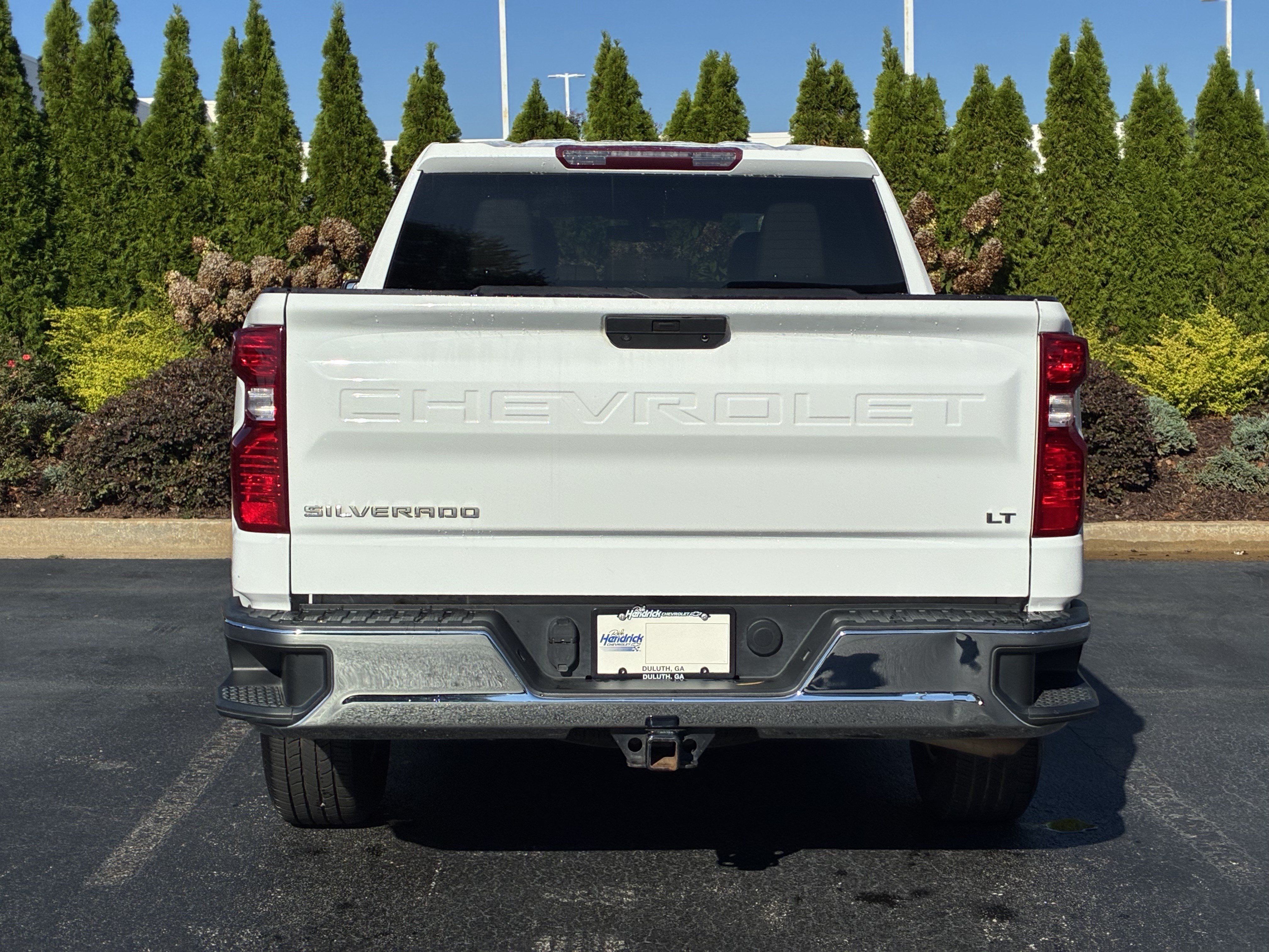 Used 2022 Chevrolet Silverado 1500 LT AWD/4WD image 8