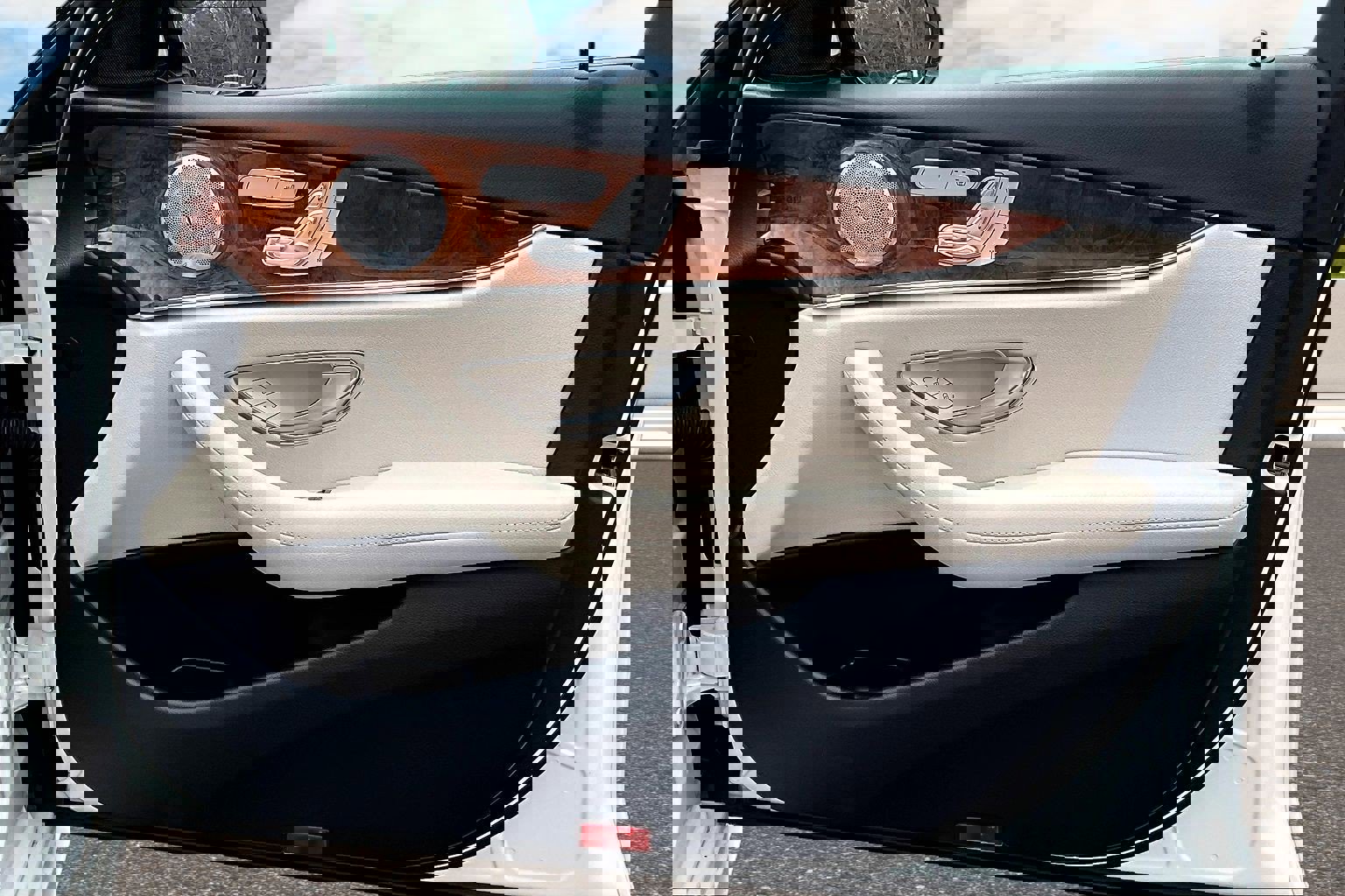 Used 2019 Mercedes-Benz E 300 4MATIC image 19